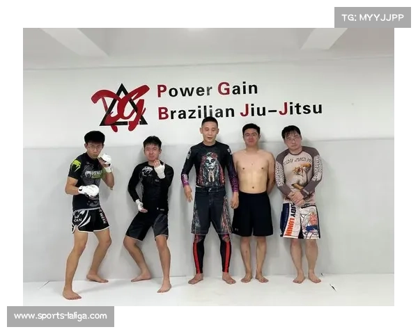 综合格斗健身课程兴起，白领群体积极参与